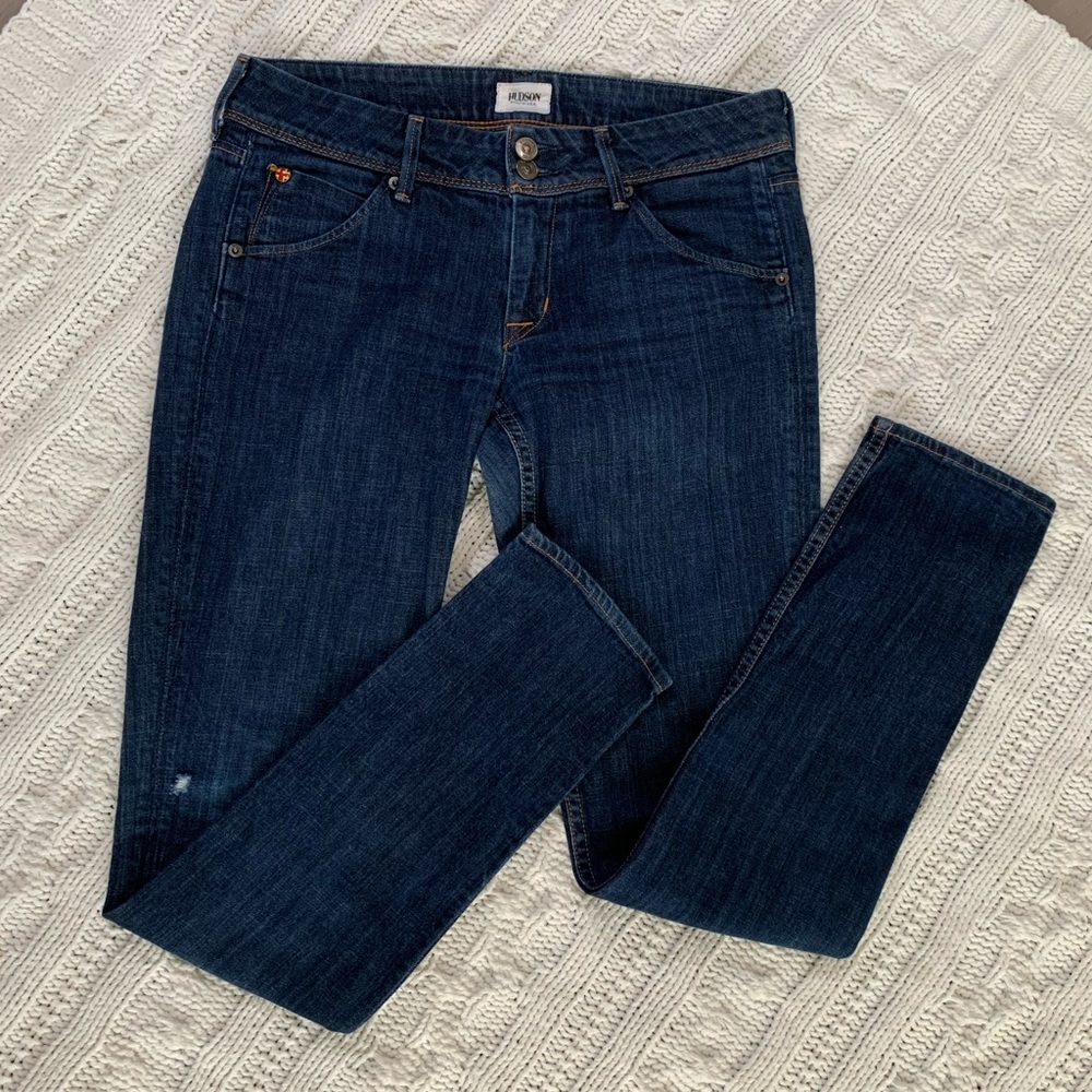 HUDSON Dark wash flap back pocket jeans. Perfect condition. Size 28